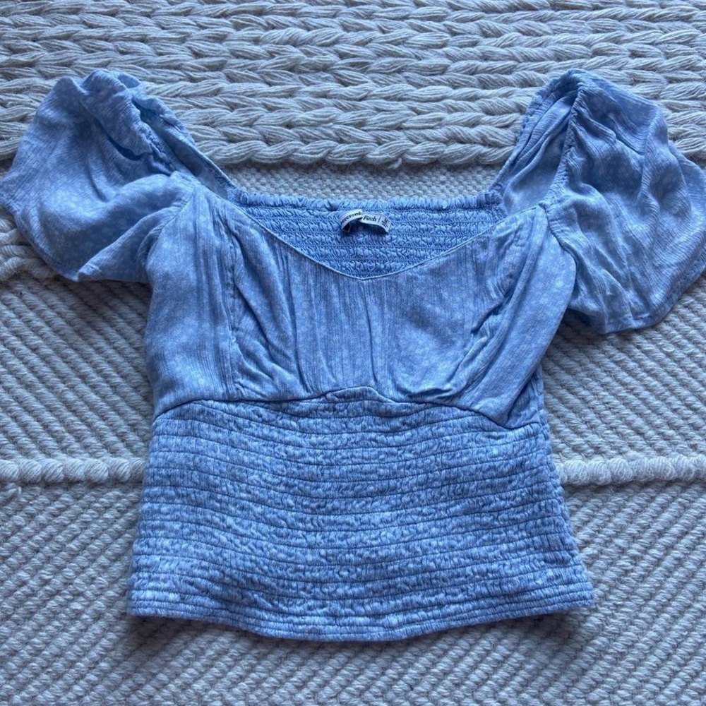 Abercrombie and Fitch cropped floral top